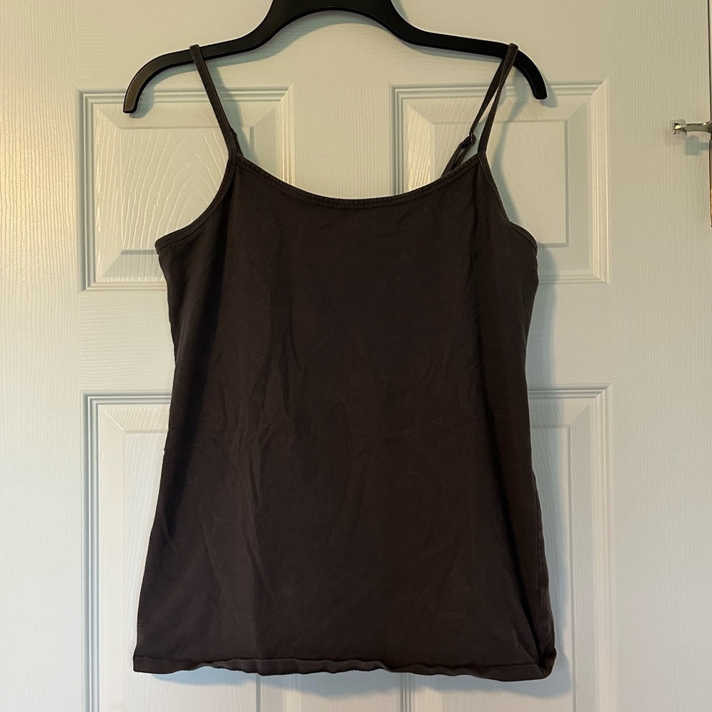 Gray torrid tank